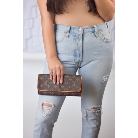 ♥️MODEL PICTURES ♥️ - Picture 3 of 7